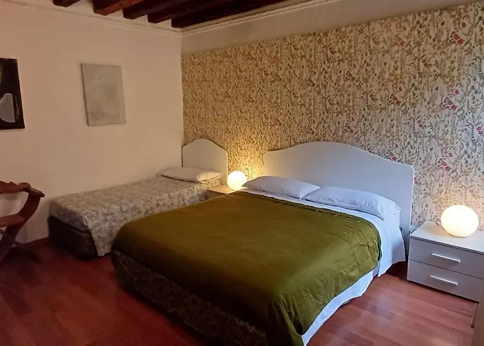 La Bella Venezia - Entire Private Apartment